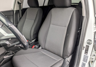 Подержанный автомобиль Kia Rio Hatchback 2019 года (20 фото)