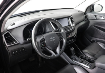 Подержанный автомобиль Hyundai Tucson 2016 года (7 фото)
