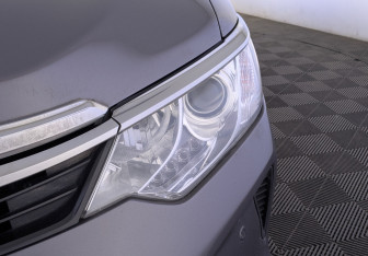 Подержанный автомобиль Toyota Camry Sedan 2016 года (11 фото)