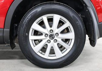 Подержанный автомобиль Mazda CX-5 2013 года (20 фото)