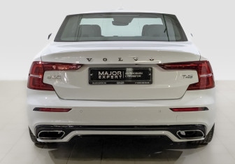 Подержанный автомобиль Volvo S60 2019 года (6 фото)