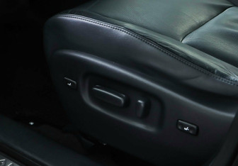 Подержанный автомобиль Toyota Highlander 2013 года (16 фото)