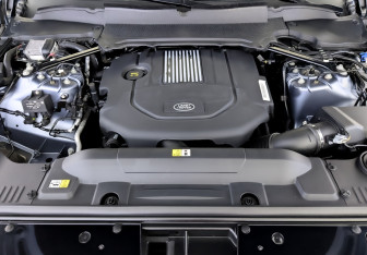 Подержанный автомобиль Land Rover Range Rover 2021 года (9 фото)