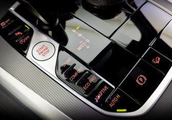 Подержанный автомобиль BMW X6 2021 года (30 фото)