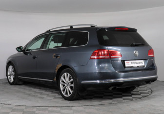 Подержанный автомобиль Volkswagen Passat Wagon 2012 года (4 фото)