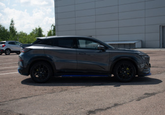 Подержанный автомобиль Changan UNI-T 2023 года (4 фото)