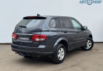 Подержанный автомобиль SsangYong Kyron 2013 года (5 фото)