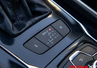 Подержанный автомобиль Peugeot 508 Sedan 2012 года (21 фото)