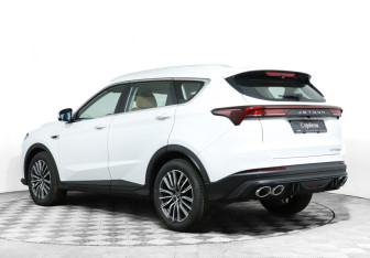 Подержанный автомобиль Jetour X70 Plus 2024 года (7 фото)