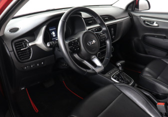 Подержанный автомобиль Kia Rio Sedan 2020 года (9 фото)