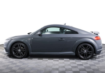 Подержанный автомобиль Audi TT Coupe 2014 года (8 фото)