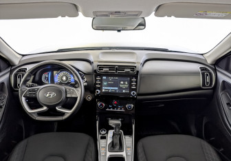 Подержанный автомобиль Hyundai Creta 2021 года (14 фото)