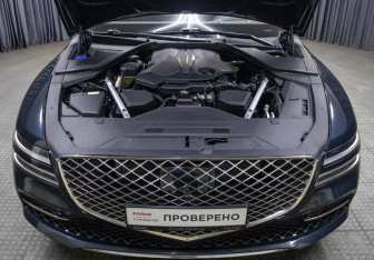 Подержанный автомобиль Genesis G80 2021 года (9 фото)