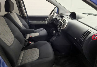 Подержанный автомобиль Hyundai Matrix 2009 года (9 фото)