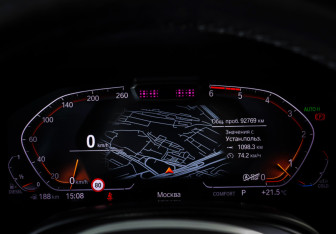 Подержанный автомобиль BMW X5 2019 года (18 фото)