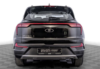 Подержанный автомобиль Москвич 3 2023 года (6 фото)