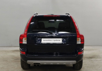 Подержанный автомобиль Volvo XC90 2006 года (6 фото)