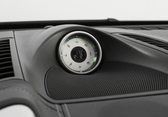 Подержанный автомобиль Porsche Cayenne 2013 года (24 фото)