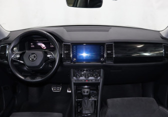 Подержанный автомобиль Skoda Kodiaq 2021 года (14 фото)