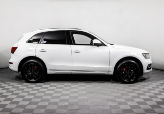 Подержанный автомобиль Audi Q5 2014 года (4 фото)