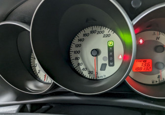 Подержанный автомобиль Mazda 3 Hatchback 2008 года (25 фото)