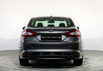 Подержанный автомобиль Ford Mondeo Sedan 2017 года (4 фото)