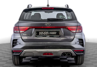 Подержанный автомобиль Kia Rio Hatchback 2021 года (6 фото)