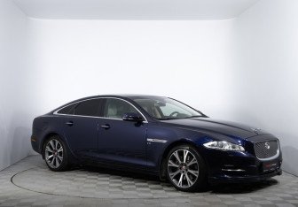 Подержанный автомобиль Jaguar XJ 2014 года (3 фото)