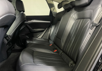 Подержанный автомобиль Audi Q5 2018 года (10 фото)