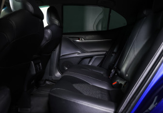 Подержанный автомобиль Toyota Camry Sedan 2021 года (12 фото)