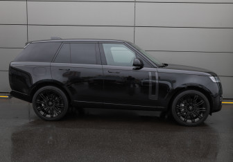 Подержанный автомобиль Land Rover Range Rover 2024 года (4 фото)