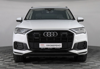 Подержанный автомобиль Audi Q7 2021 года (2 фото)