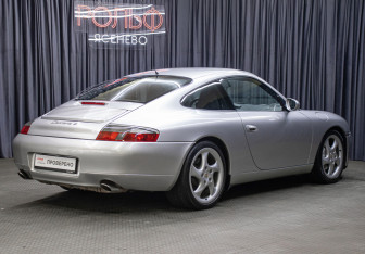 Подержанный автомобиль Porsche 911 Coupe 1999 года (5 фото)
