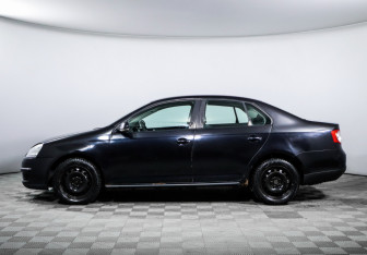 Подержанный автомобиль Volkswagen Jetta Sedan 2007 года (8 фото)