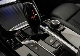 Подержанный автомобиль BMW X4 2019 года (16 фото)