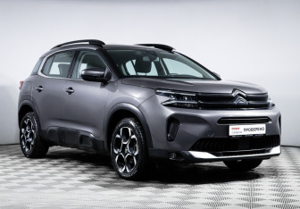 Подержанный автомобиль Citroen C5 Aircross 2022 года (3 фото)