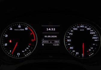 Подержанный автомобиль Audi A3 Hatchback 2013 года (11 фото)
