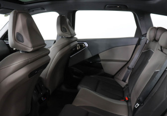 Новый BMW X3 2025 (14 фото)