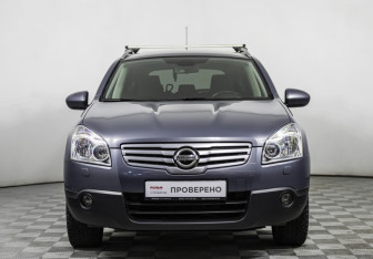 Подержанный автомобиль Nissan Qashqai+2 2009 года (2 фото)