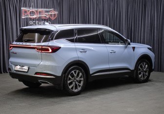 Подержанный автомобиль Chery Tiggo 7 Pro Max 2023 года (5 фото)