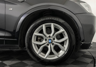 Подержанный автомобиль BMW X3 2013 года (7 фото)
