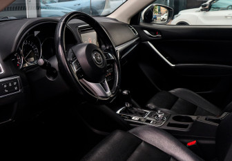 Подержанный автомобиль Mazda CX-5 2015 года (12 фото)