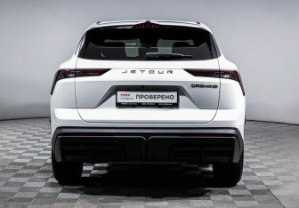 Подержанный автомобиль Jetour Dashing 2023 года (6 фото)