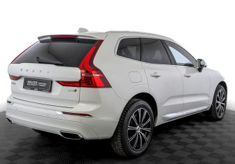 Подержанный автомобиль Volvo XC60 2020 года (5 фото)