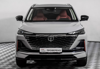 Подержанный автомобиль Changan UNI-S 2024 года (2 фото)