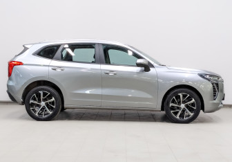 Подержанный автомобиль Haval Jolion 2022 года (4 фото)