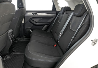 Подержанный автомобиль Haval Jolion 2023 года (18 фото)