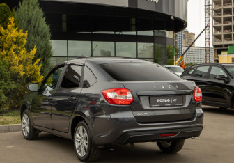 Подержанный автомобиль LADA (ВАЗ) Granta Liftback 2022 года (5 фото)