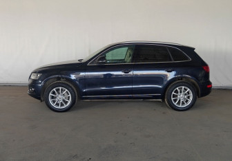 Подержанный автомобиль Audi Q5 2014 года (7 фото)