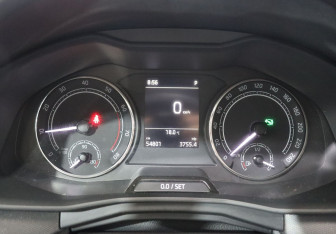 Подержанный автомобиль Skoda Rapid Liftback 2021 года (15 фото)